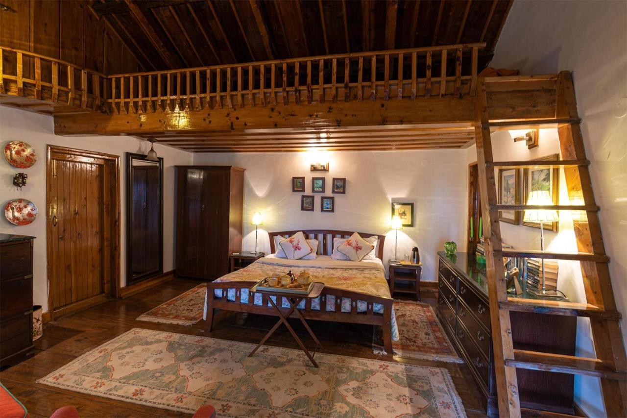 Stayvista At Violet Hill With Bonfire, Gazebo & Hill View Shimla Luaran gambar
