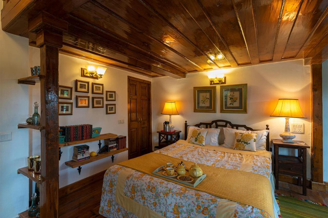 Stayvista At Violet Hill With Bonfire, Gazebo & Hill View Shimla Luaran gambar